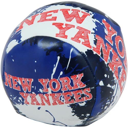 

MLB New York Yankees Rawlings 4-Inch Quick Toss Softee Baseball