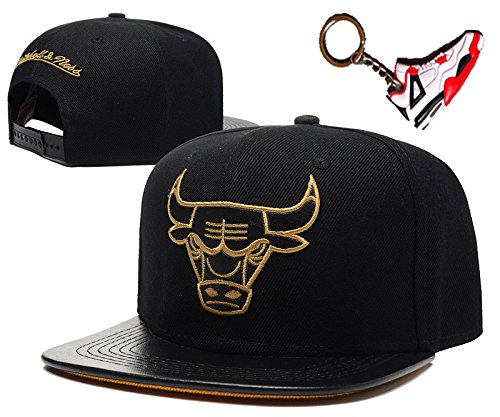 Set of CDG Plus Chicago Bulls Hardwood Classics Snapback Hat with Keychain