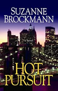 Hot Pursuit (Center Point Platinum Romance (Large Print))