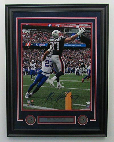 Algopix Similar Product 6 - Autographed Gronkowski Photo  16x20