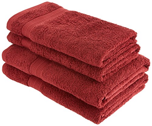 AmazonBasics - Juego de toallas (colores resistentes, 2 toallas de baño y 2 toallas de manos), color rojo