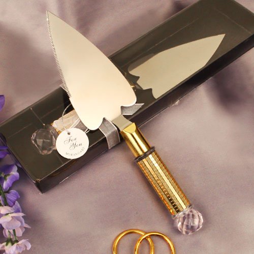 

Dazzling Diamond Heart Shaped Cake Server