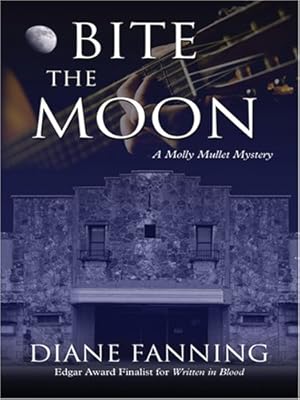 Bite the Moon (Five Star Mystery Series) (Five Star Mystery Series) (Five Star First Edition Mystery)