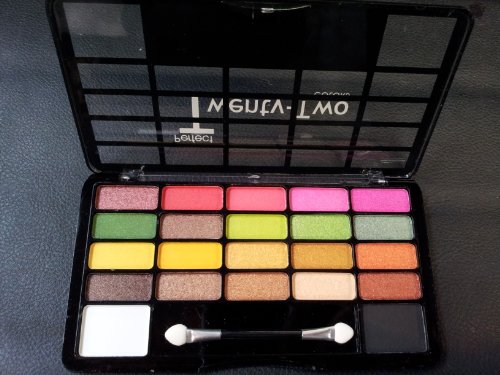 

Absolute Perfect Twenty-Two Colors Eye Shadow