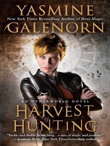 Harvest Hunting (Sisters of the Moon) by Yasmine Galenorn