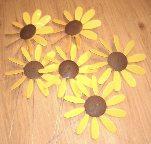 

Classic Spinning Daisy (x6 case) SUNFLOWER, 12 inch dia