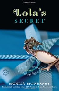 Lola's Secret: A Novel