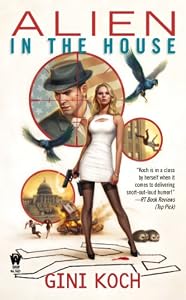 Alien in the House: Alien Novels, Book Seven