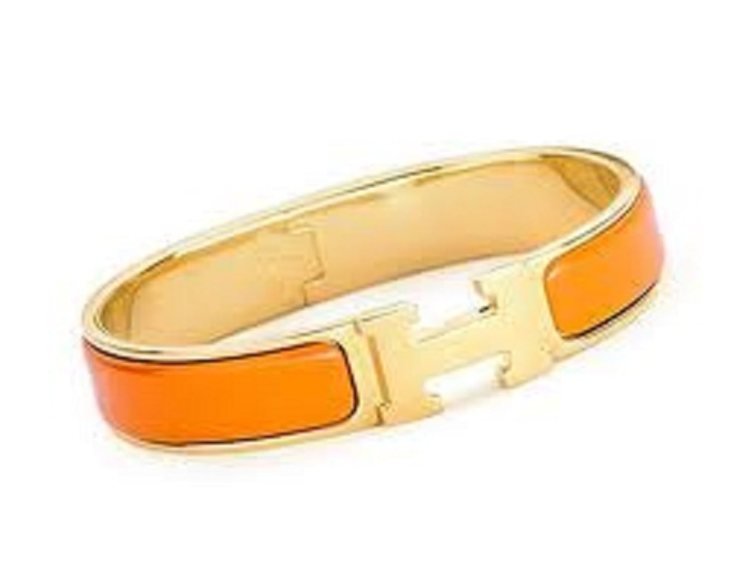 

Buckle Bangle bracelet