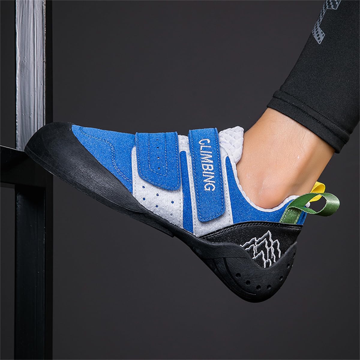 Women Rock Climbing Shoes, Fashion Bouldering Sneakers For Beginners Breathable Non-Slip Ladies Indoor Wall Climbing Sport Footwear_vogvips.com