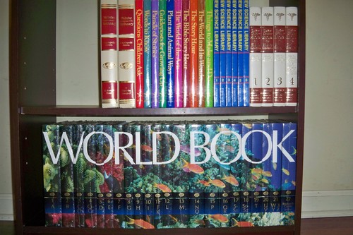 The World Book Encyclopedia 2007 (22 Volume Set) by World Book