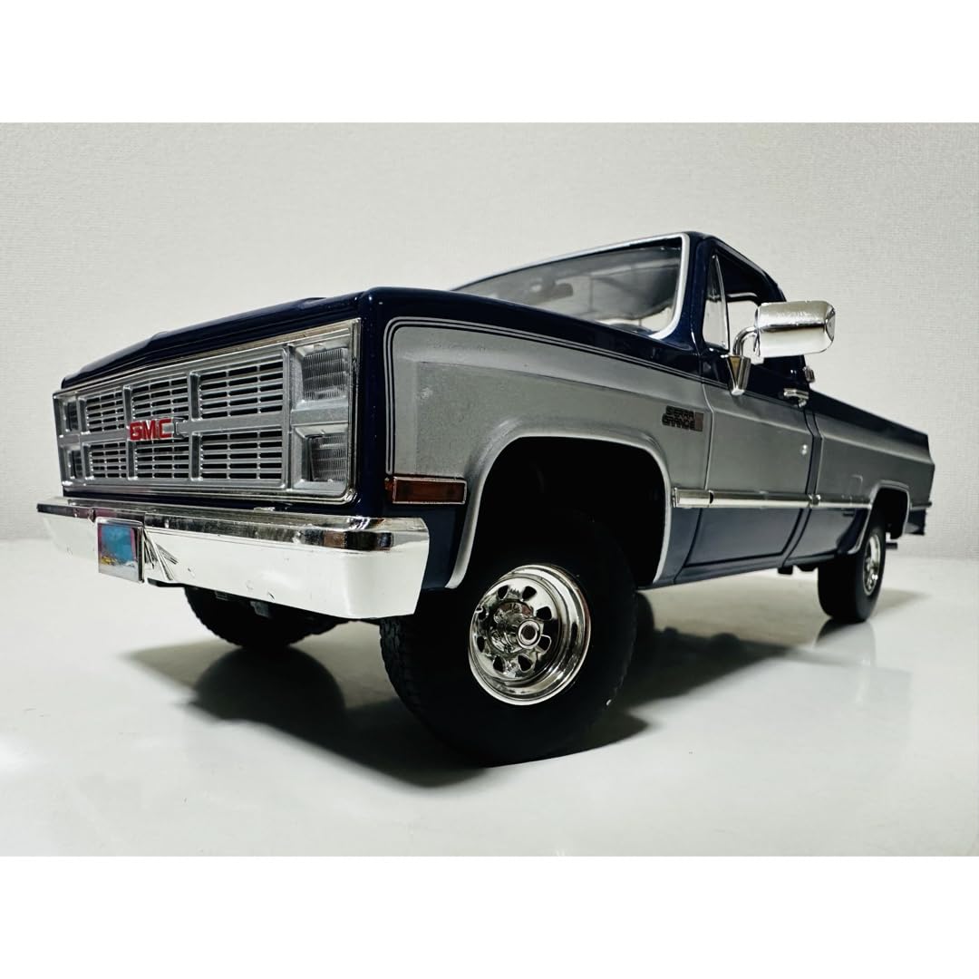 GreenLight'84 GMC K-2500 Sierra 118 | eBay UK