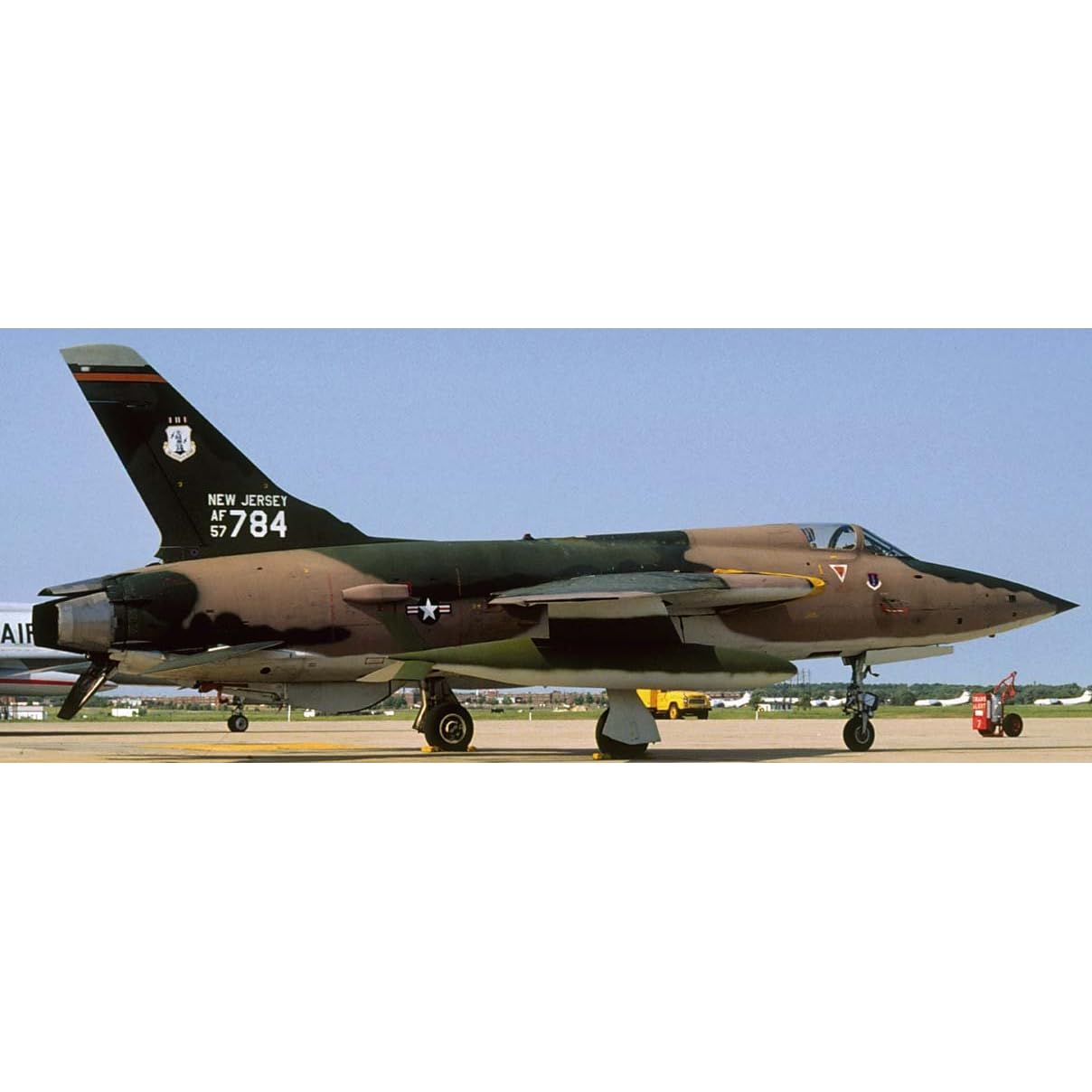 1/72 f-105b/d サンダーチーフコンボ (2机セッ