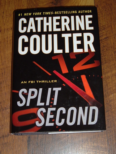 Split Second, An FBI Thriller LARGE PRINT by Catherine Coulter