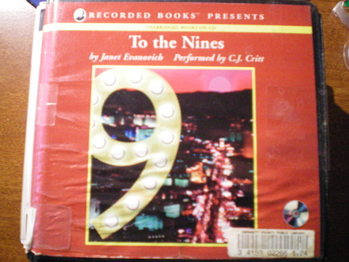 To the Nines (Stephanie Plum, Book 9) by Janet Evanovich