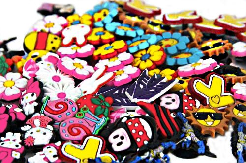 Lot of 100 Pcs Different Random Shoe Charms for Croc Shoes & Jibbitz Bands Bracelet Wristband