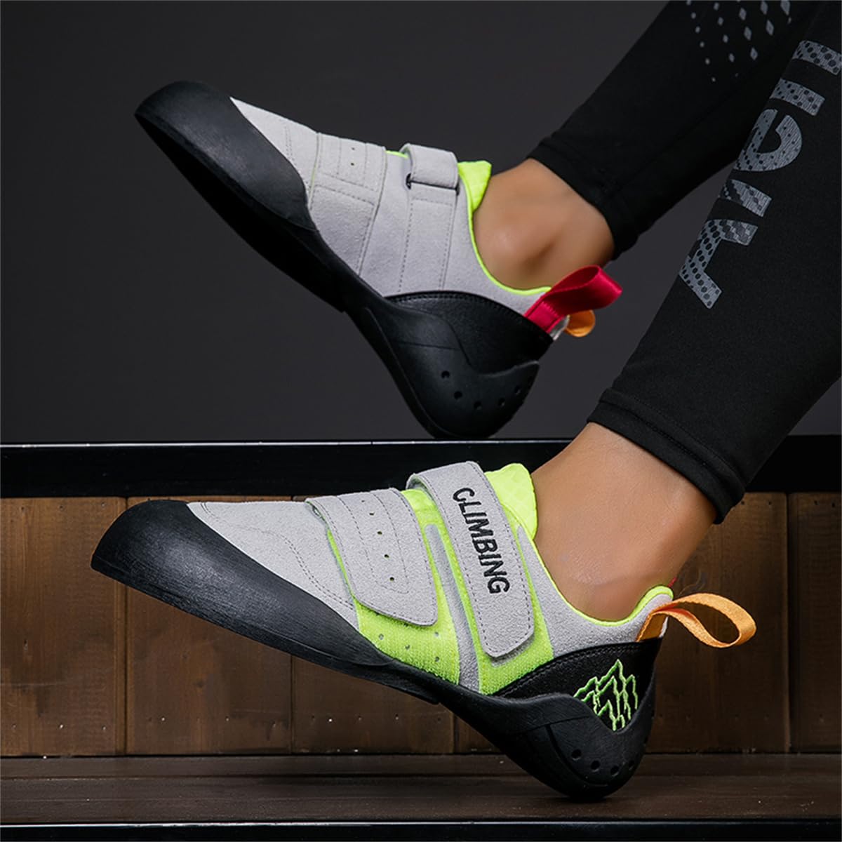 Women Rock Climbing Shoes, Fashion Bouldering Sneakers For Beginners Breathable Non-Slip Ladies Indoor Wall Climbing Sport Footwear_vogvips.com