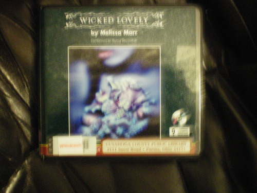 Wicked Lovely by Melissa Marr