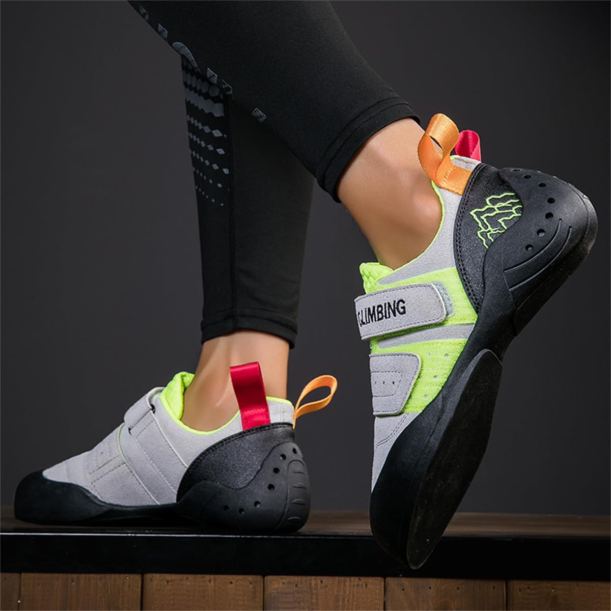 Women Rock Climbing Shoes, Fashion Bouldering Sneakers For Beginners Breathable Non-Slip Ladies Indoor Wall Climbing Sport Footwear_vogvips.com