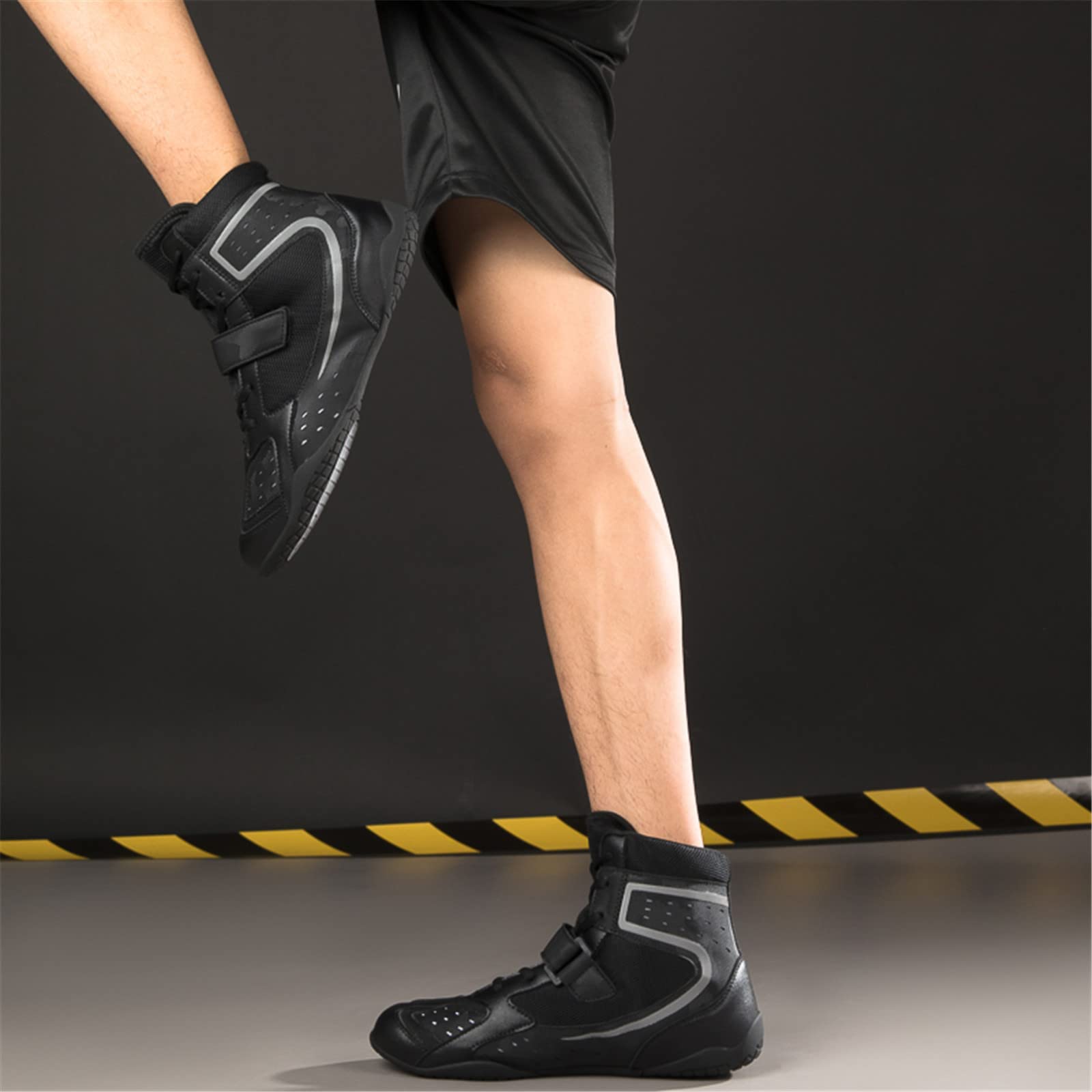 High Top Boxing Boots Comfortable Muay Thai Kickboxing Sparring Athletic Shoes Casual Fashion Sneakers_vogvips.com