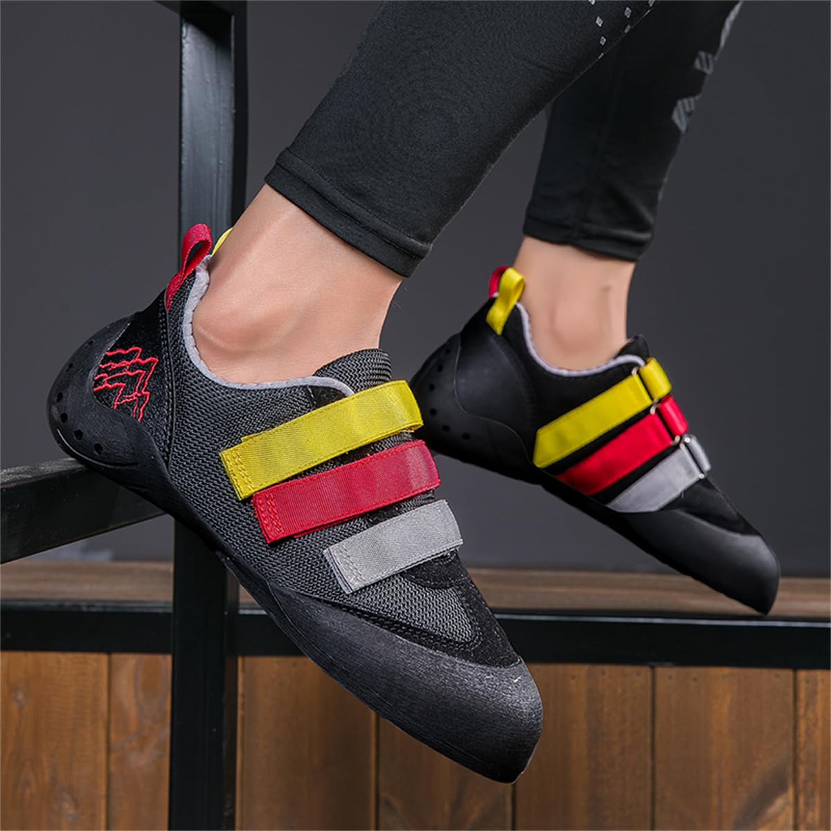 Ladies Rock Climbing Trainers Hook & Loop Non Slip Wall Climbing Training Shoes Casual Comfort Bouldering Sneakers_vogvips.com