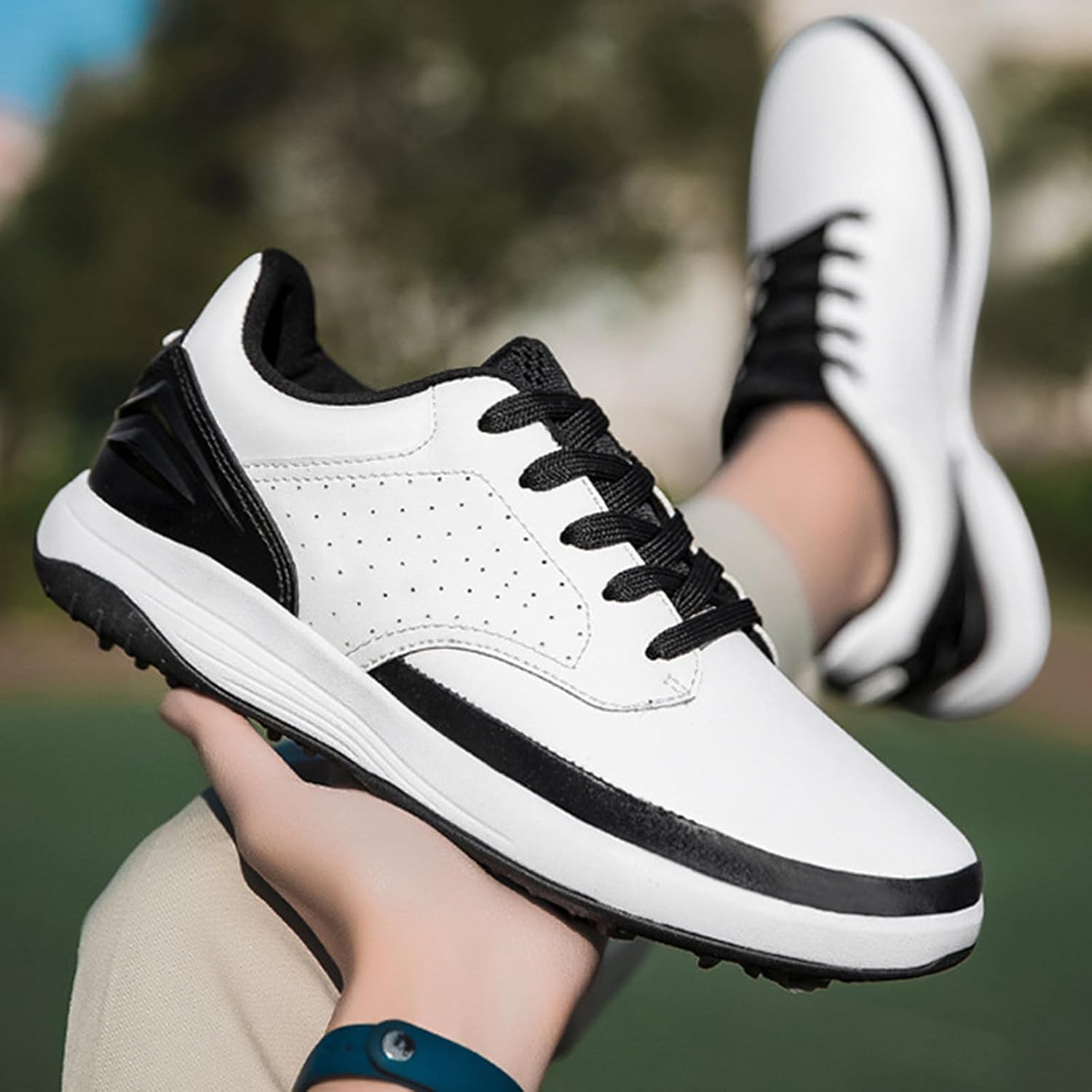 Waterproof Golf Shoes Men's Four Seasons All Weather Spiked Golf Shoes Classic Non-Slip Lace-up Professional_vogvips.com