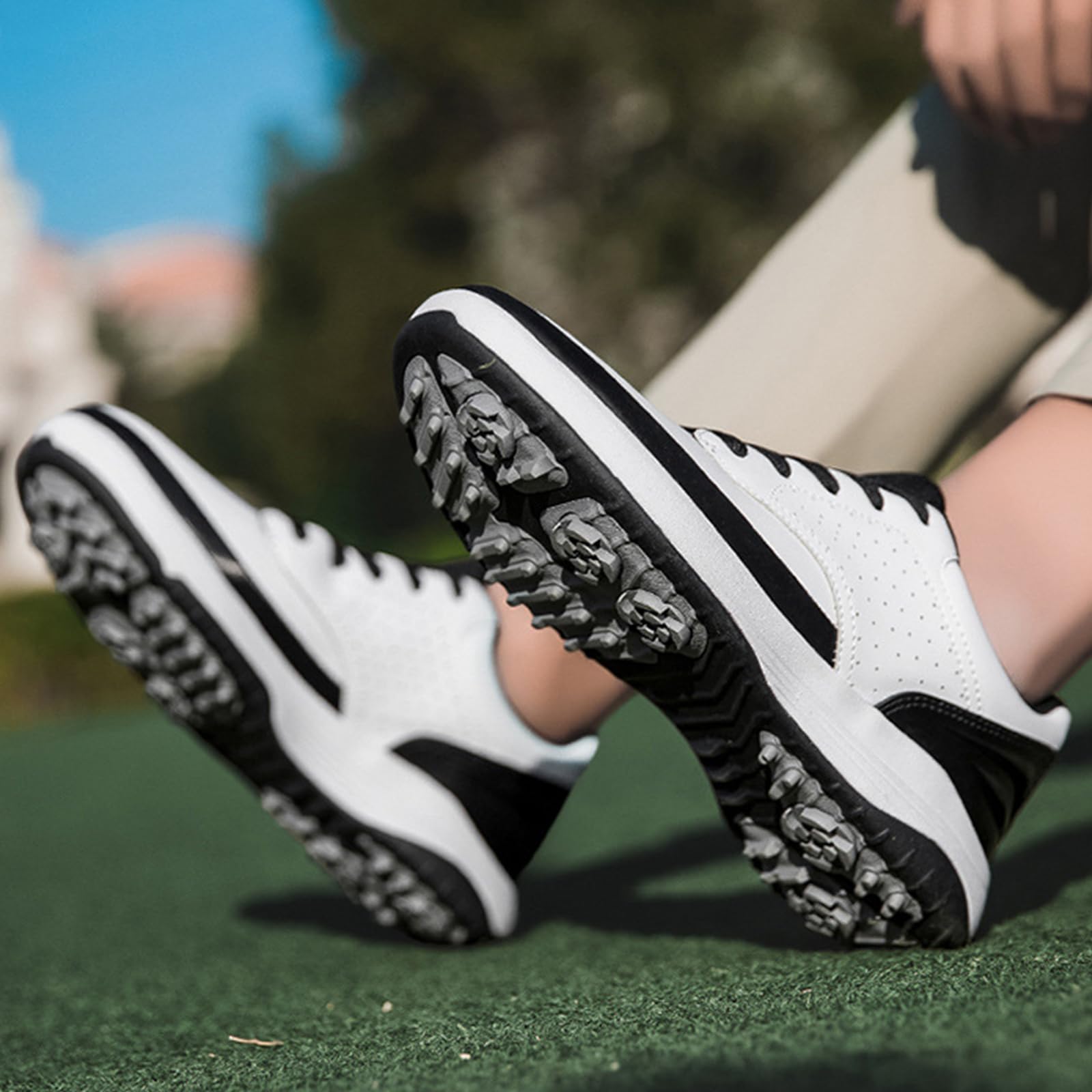 Waterproof Golf Shoes Men's Four Seasons All Weather Spiked Golf Shoes Classic Non-Slip Lace-up Professional_vogvips.com