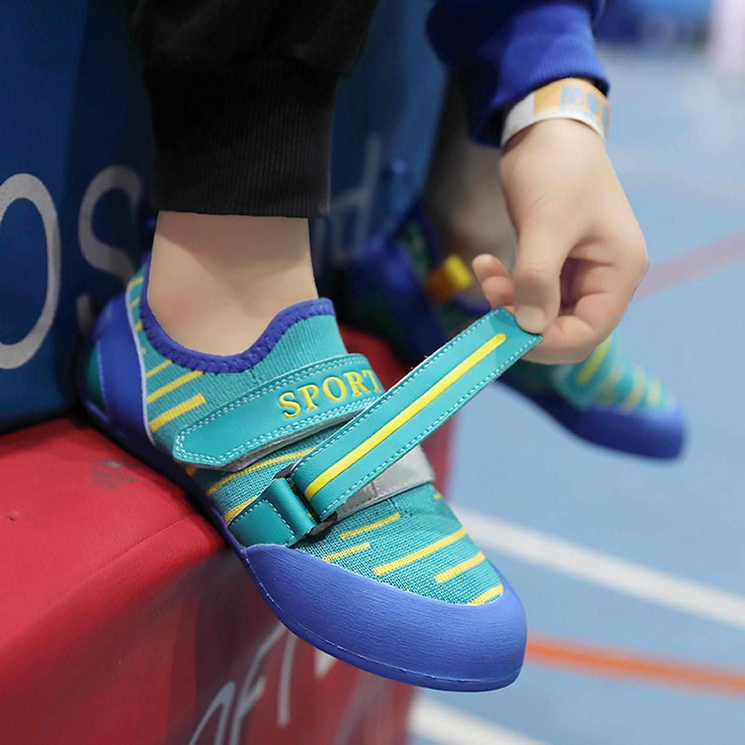 Womens Rock Climbing Shoes Lightweight Breathable Bouldering Gym Sports Sneakers For Female_vogvips.com