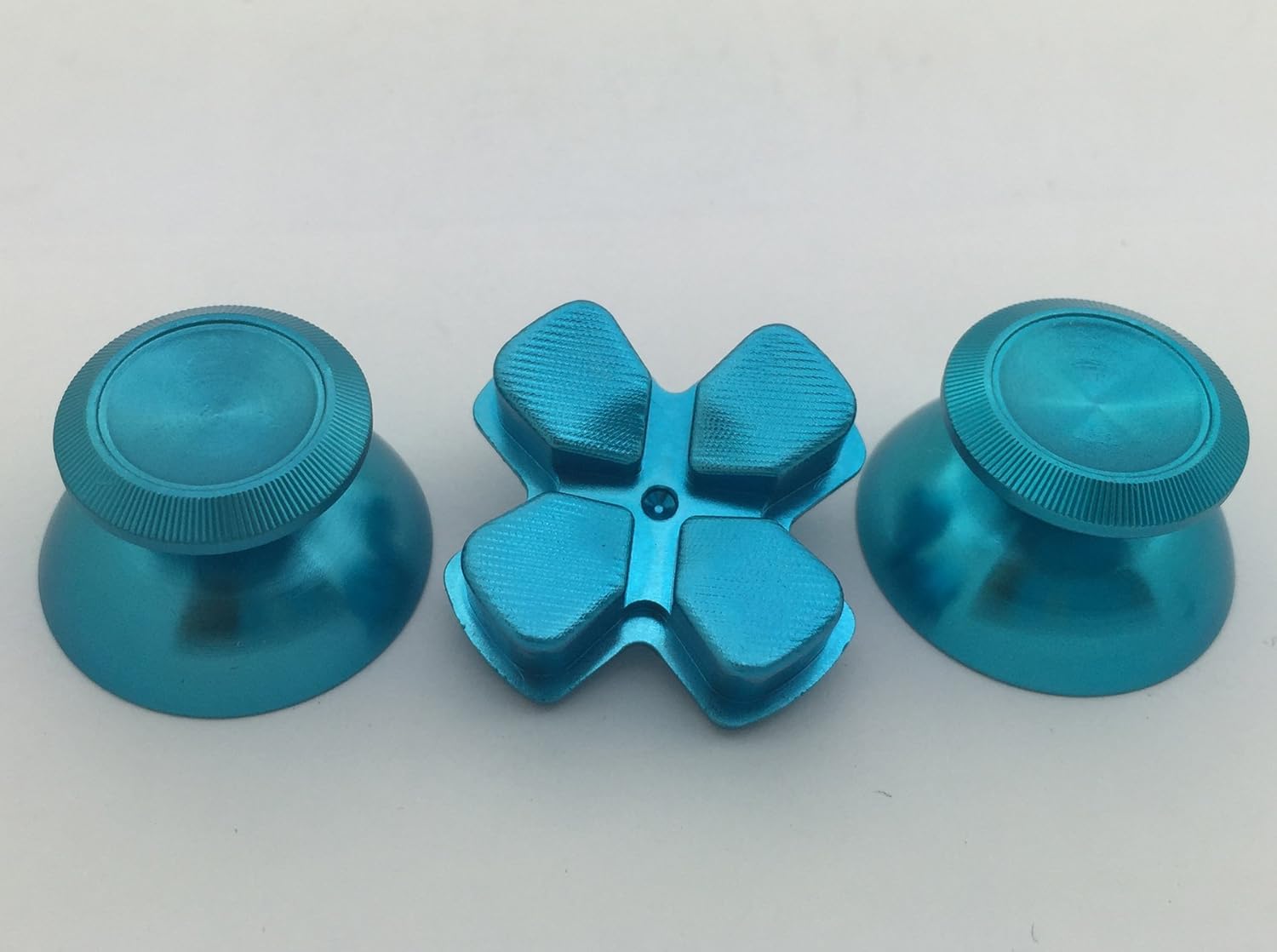 

E-MODS GAMING - Metal aluminium alloy Thumbsticks Analogue + Metal D-pad Dpad for PS4 Dualshock 4 Controllers- Metal Blue