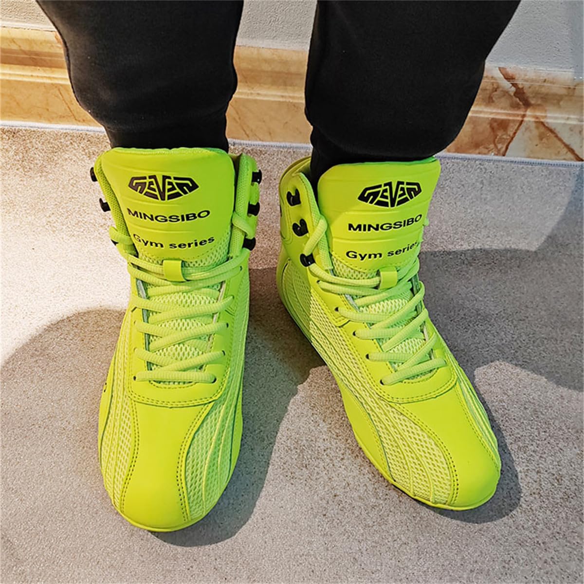 Chaussures de boxe pour hommes et femmes, bottes de boxe unisexes, chaussures de lutte légères en cuir suédé, chaussures de compétition et de fitness athlétiques._voghion.com