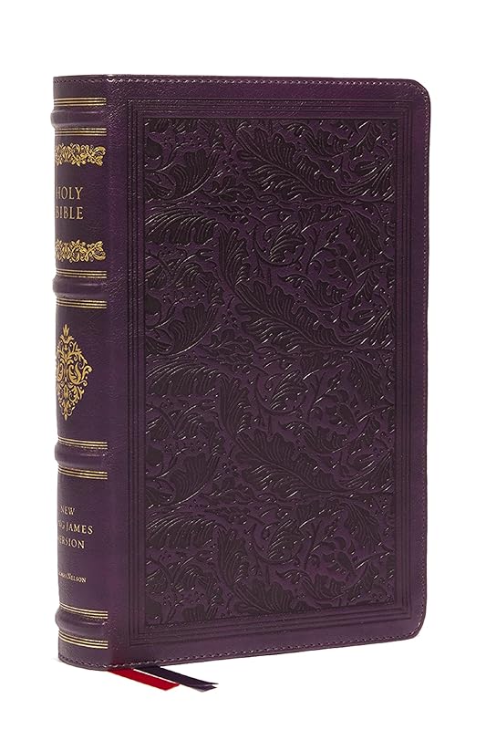 NKJV Large Print Reference Bible, Purple Leathersoft, Red Letter, Comfort Print (Sovereign Collection): Holy Bible, New King James Version by Thomas Nelson