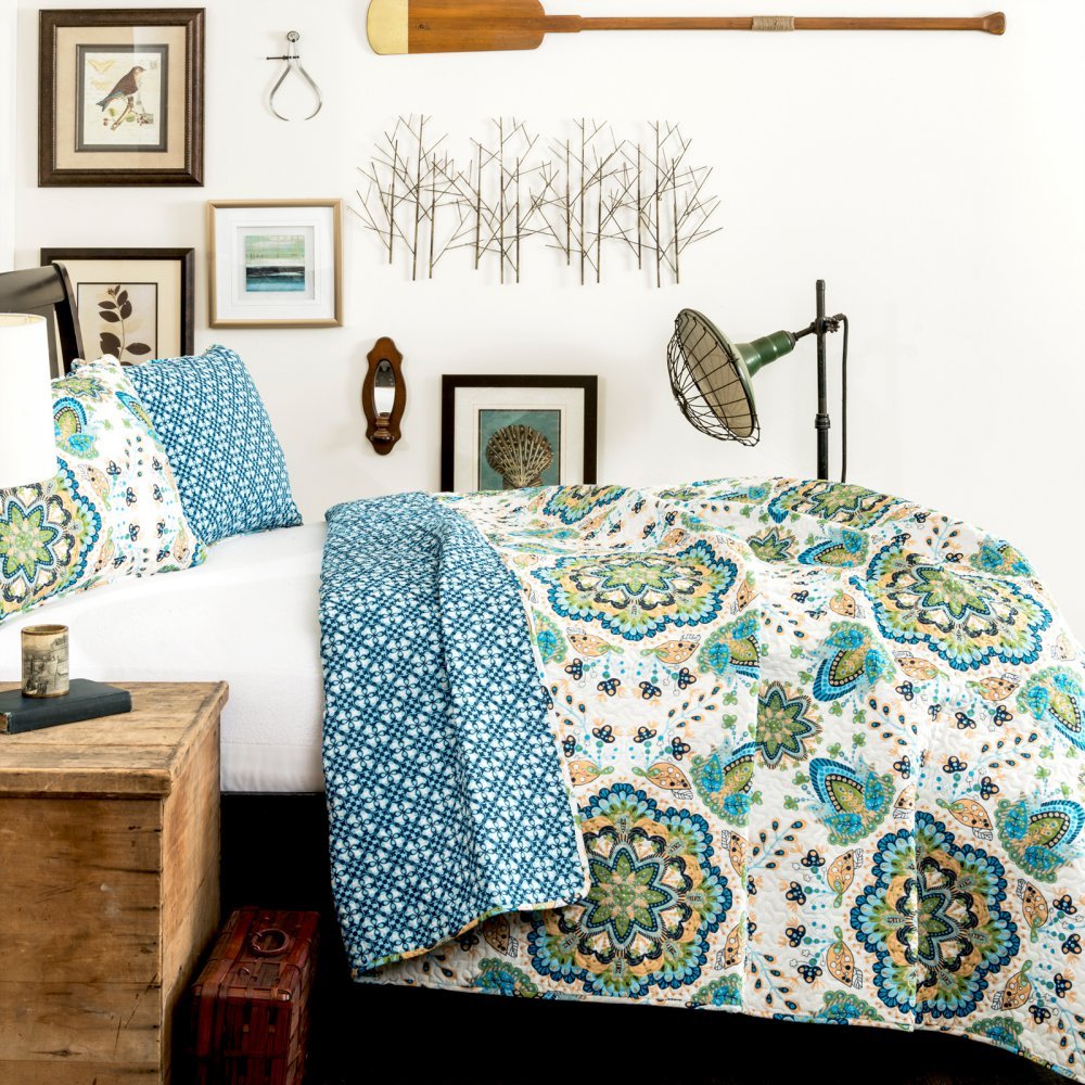 

Lush Decor Addington Quilt Set
