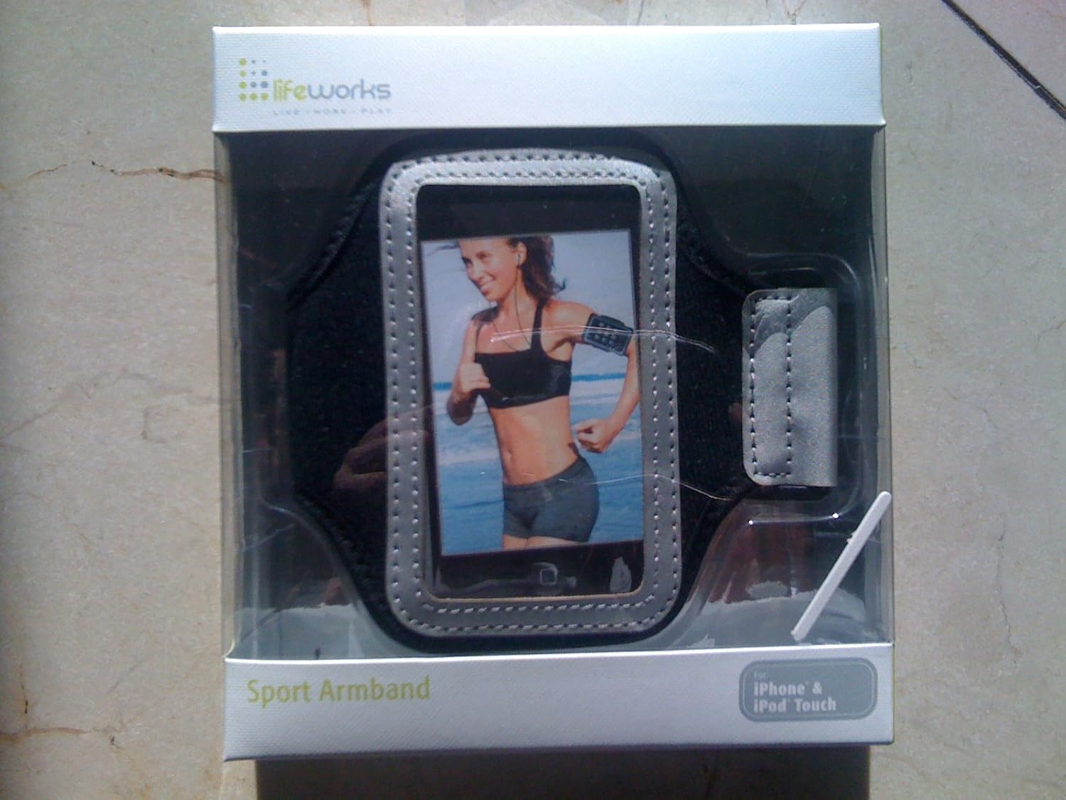 

Lifeworks Sport Armband for iPhone & iPod Touch-Black