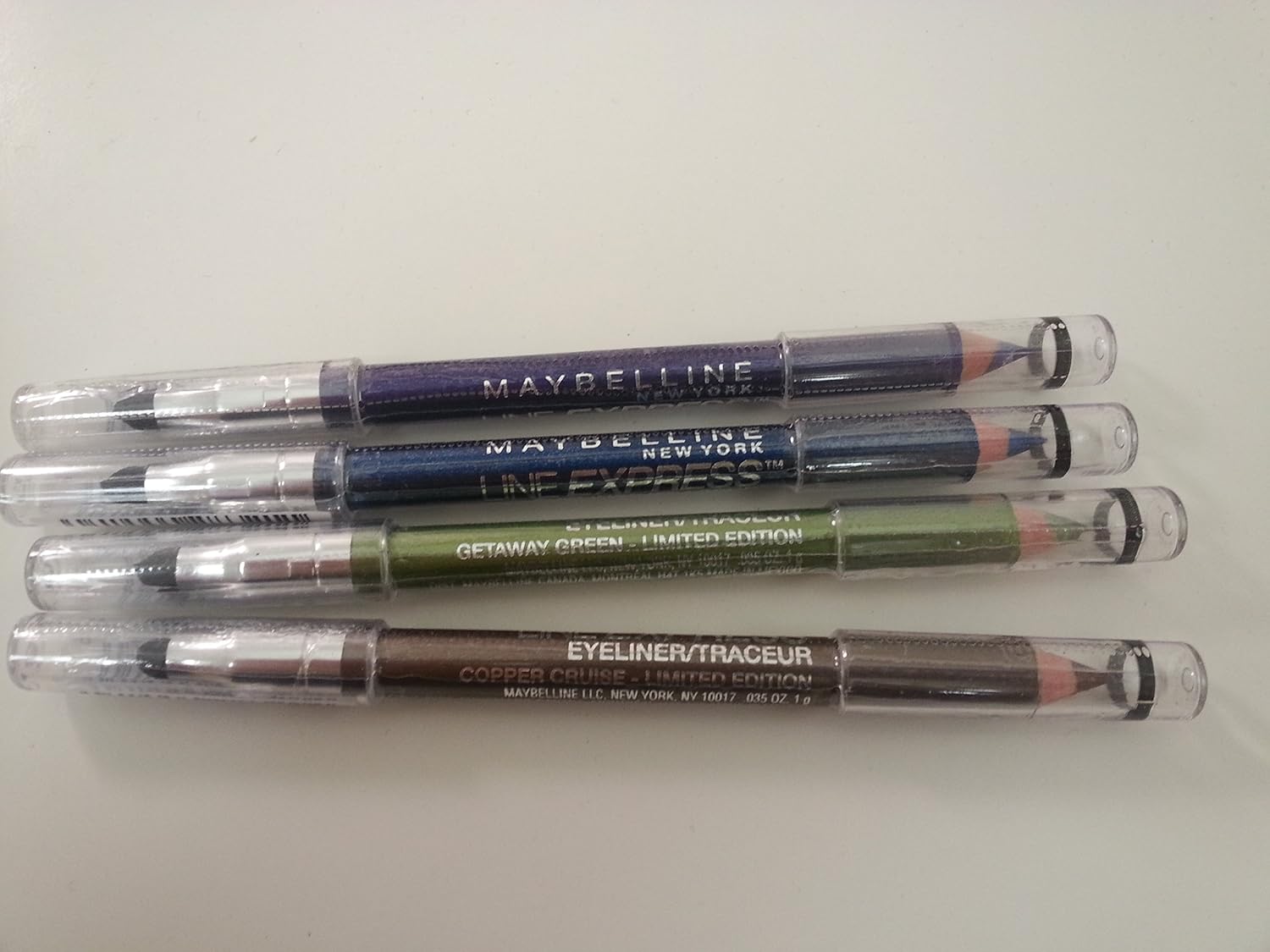 

variety pack 4 different colors of Maybelline New York Limited Edition Line Express Eyeliner