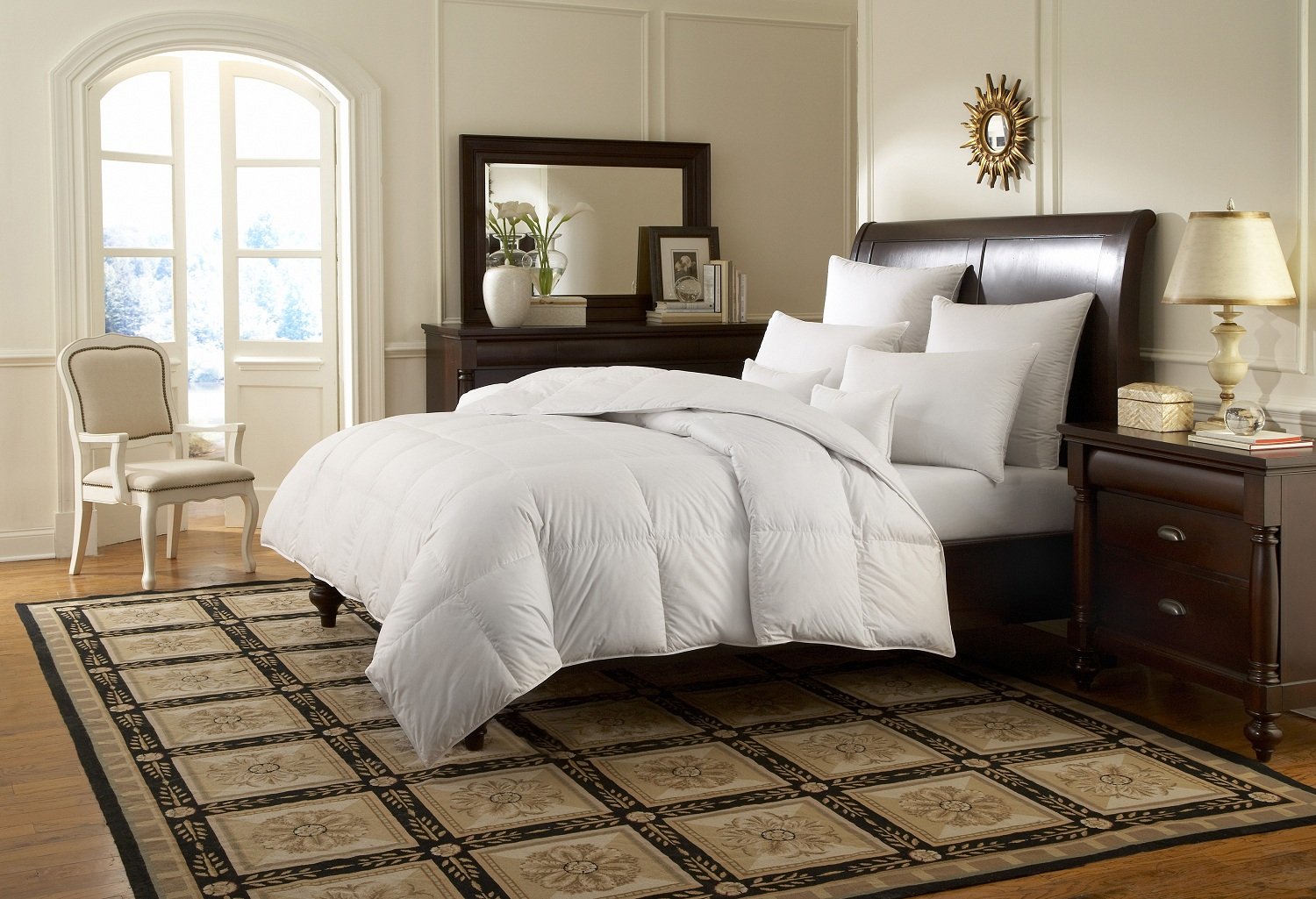 

Downright Logana 920+ Canadian White Goose Down All Year Weight Comforter