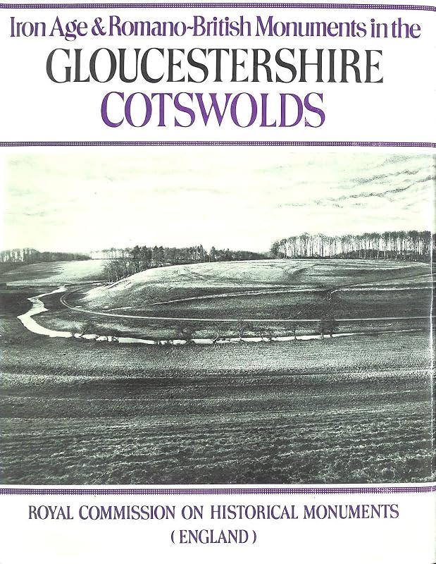 Ancient and historical monuments in the county of Gloucester by Royal Commission on Historical Monuments (England)