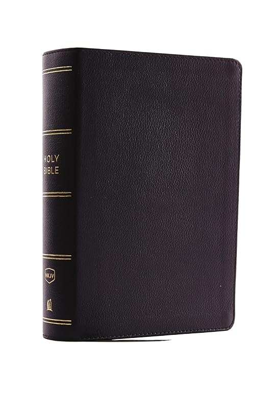 NKJV, Compact Single-Column Reference Bible, Genuine Leather, Black, Comfort Print: Holy Bible, New King James Version by Thomas Nelson