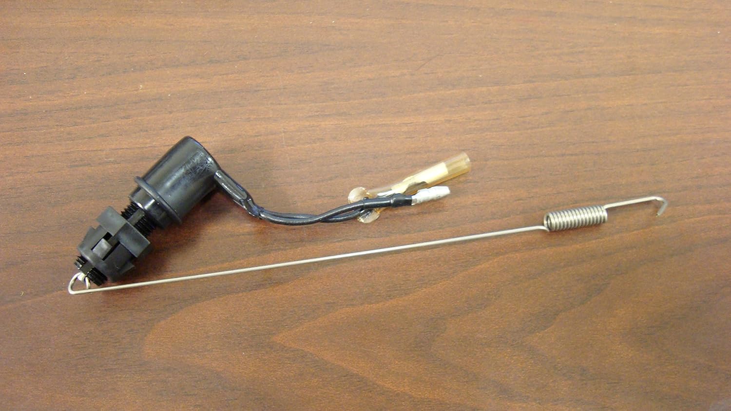 

Yamaha Rear Brake Switch for XS360 / XS400 Part # 1L9-82530-00-00 Superseded by 1L9-82530-01-00