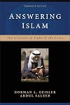 Answering Islam: The Crescent in the Light of the Cross