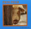 Pigs Peek (Books for Young Learners)